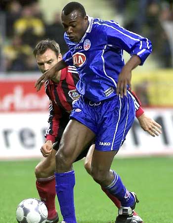 也為球隊接 也為球隊接